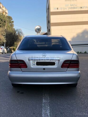 Mercedes E 230 1997, 450,000 km - 2.3 l - Bakı