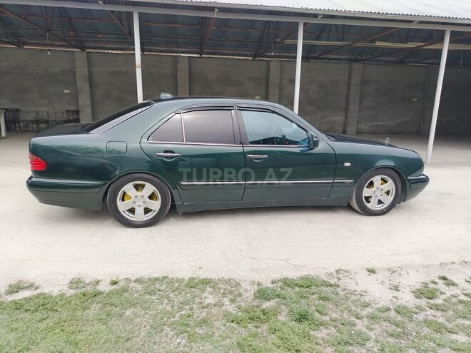 Mercedes E 240 1998, 370,000 km - 2.4 l - Göyçay