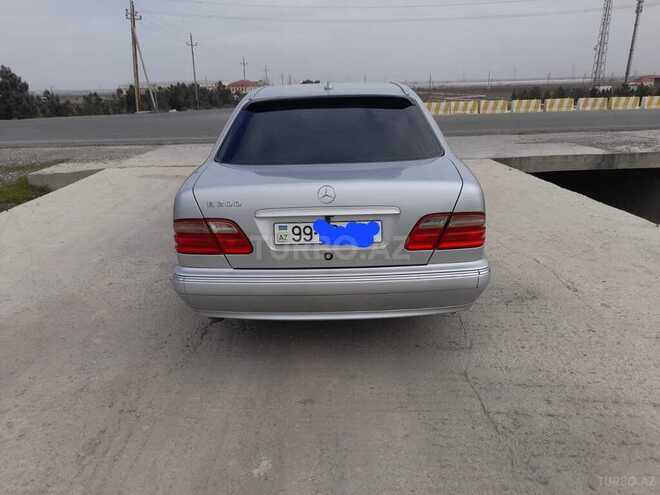 Mercedes E 200 2000, 325,000 km - 2.0 l - Bakı