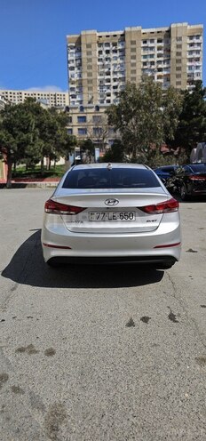 Hyundai Avante 2016, 185,000 km - 1.6 l - Bakı