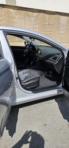 Hyundai Avante 2016, 185,000 km - 1.6 l - Bakı