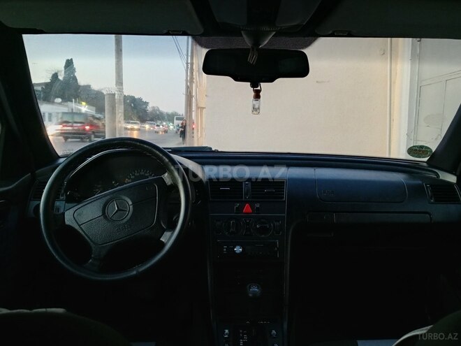 Mercedes C 230 1997, 491,810 km - 2.3 l - Bakı