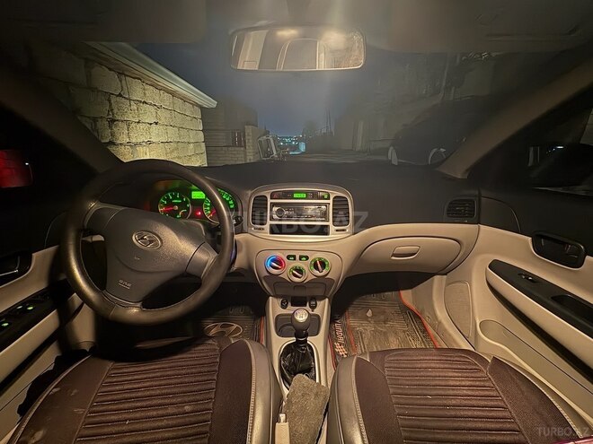 Hyundai Accent 2006, 240,000 km - 1.5 l - Bakı