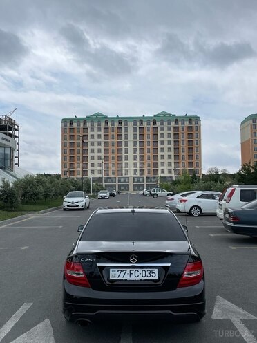 Mercedes C 250 2011, 226,000 km - 1.8 l - Bakı