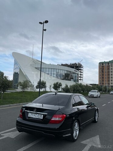 Mercedes C 250 2011, 226,000 km - 1.8 l - Bakı