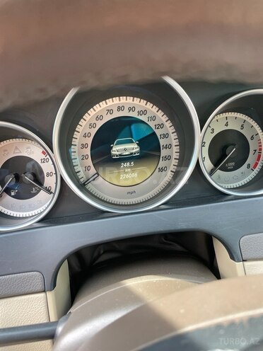 Mercedes C 250 2011, 226,000 km - 1.8 l - Bakı
