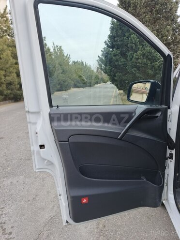 Mercedes Vito 116 2011, 351,700 km - 2.2 l - Bakı