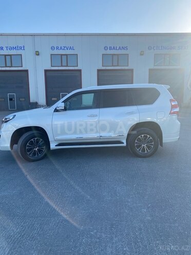 Toyota Land Cruiser Prado 2012, 220,000 km - 2.7 l - Bakı