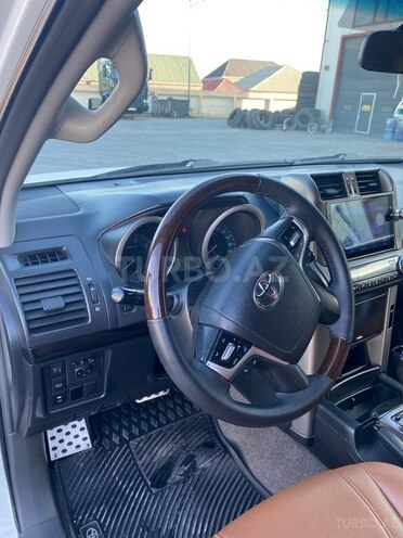 Toyota Land Cruiser Prado 2012, 220,000 km - 2.7 l - Bakı