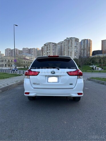 Toyota Corolla Fielder 2019, 94,000 km - 1.5 л - Bakı
