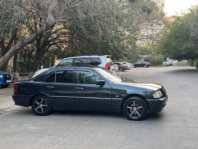 Mercedes C 280 1997, 346,000 km - 2.8 л - Bakı