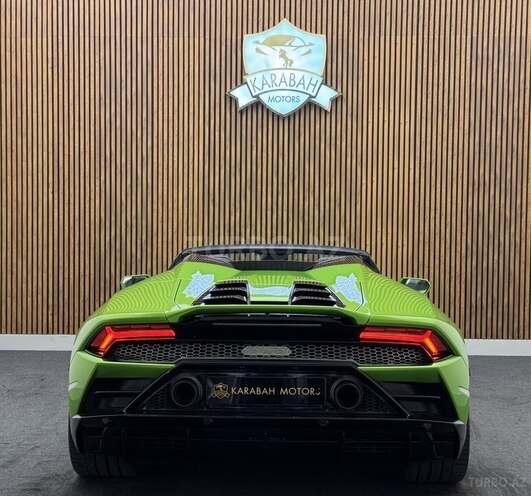 Lamborghini Huracan-6