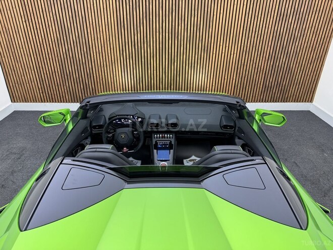 Lamborghini Huracan-11