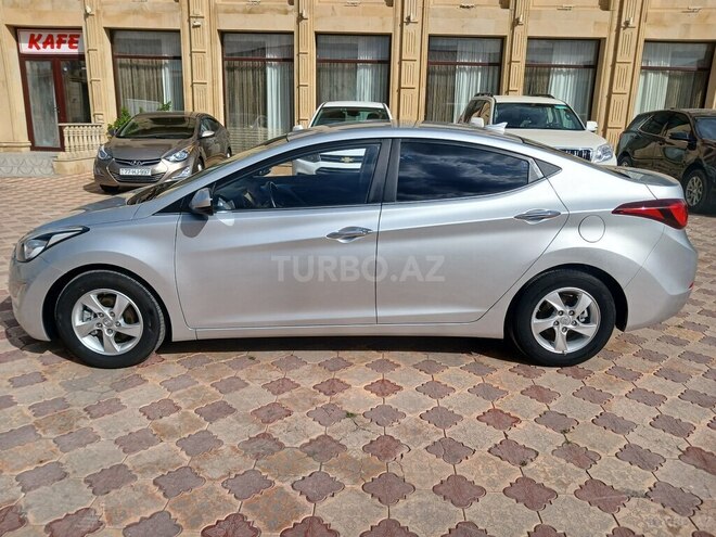 Hyundai Avante 2015, 182,321 km - 1.6 л - Gəncə