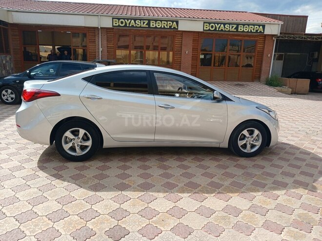 Hyundai Avante 2015, 182,321 km - 1.6 л - Gəncə