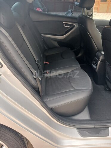 Hyundai Avante 2015, 182,321 km - 1.6 л - Gəncə
