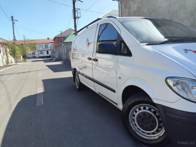 Mercedes Vito 111 2010, 268,000 km - 2.2 л - Bakı