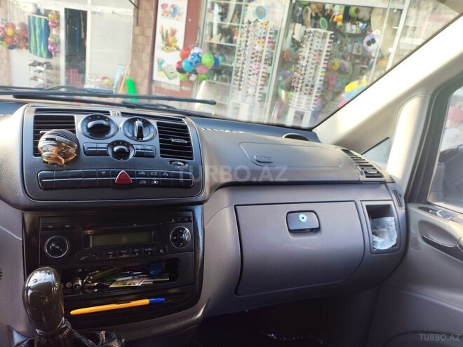 Mercedes Vito 111 2010, 268,000 km - 2.2 л - Bakı