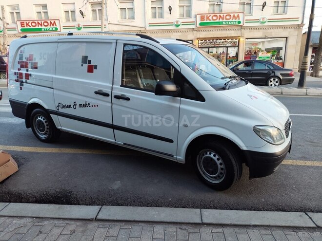 Mercedes Vito 111 2010, 268,000 km - 2.2 л - Bakı