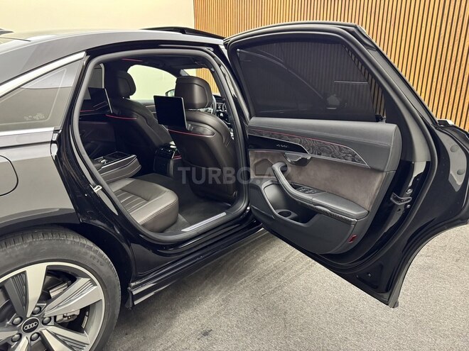 Audi A8 2022, 52,000 km - 3.0 l - Bakı