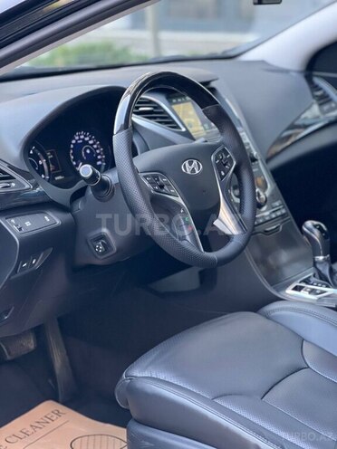 Hyundai Grandeur 2015, 94,000 km - 2.2 л - Bakı