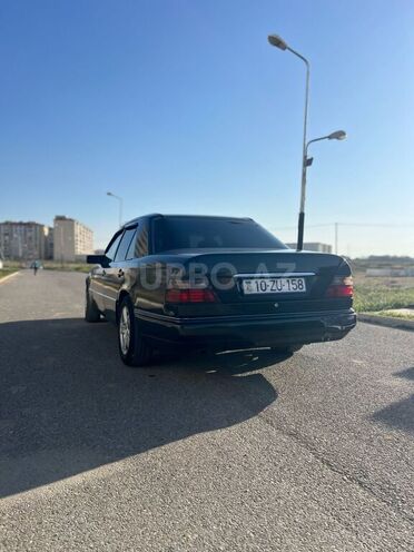 Mercedes E 200 d 1994, 162,800 km - 2.0 л - Bakı