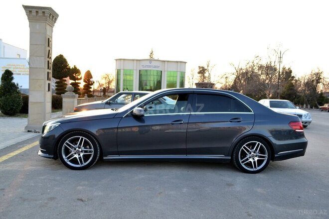 Mercedes E 220 d 2013, 283,200 km - 2.2 l - Bakı