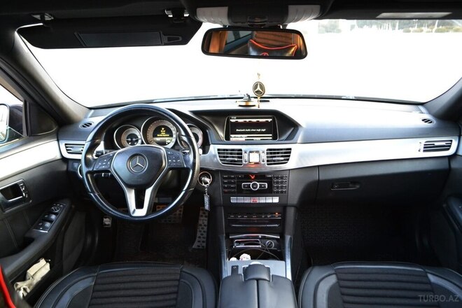 Mercedes E 220 d 2013, 283,200 km - 2.2 l - Bakı