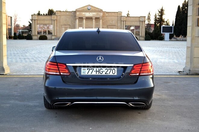Mercedes E 220 d 2013, 283,200 km - 2.2 l - Bakı