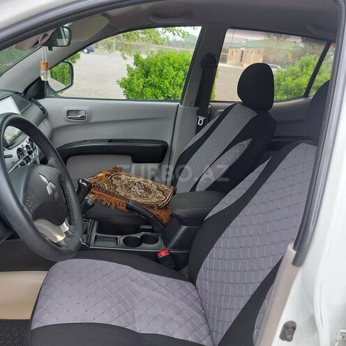 Mitsubishi L200 2012, 265,000 km - 2.5 l - Şirvan