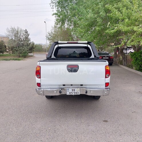 Mitsubishi L200 2012, 265,000 km - 2.5 l - Şirvan