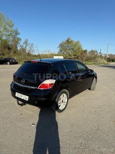 Opel Astra 2006, 355,000 km - 1.4 l - Qusar