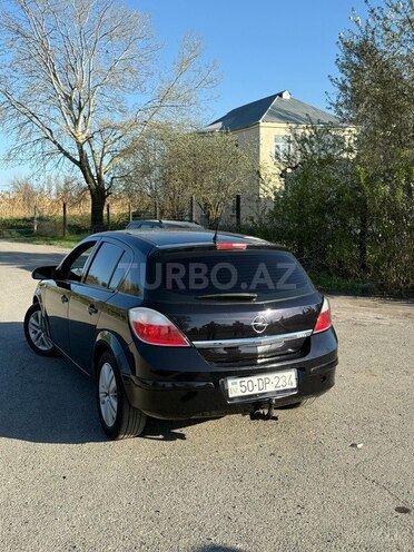 Opel Astra 2006, 355,000 km - 1.4 l - Qusar