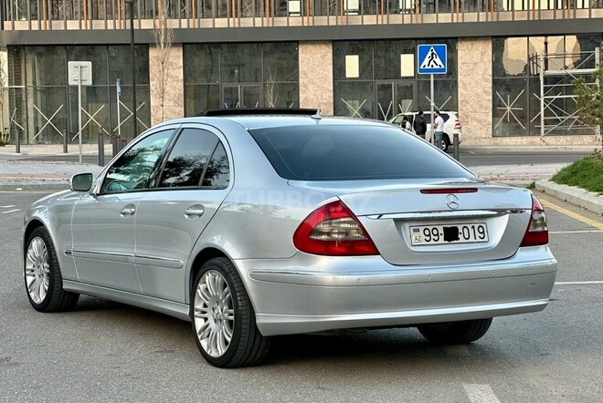 Mercedes E 220 d 2007, 330,977 km - 2.2 l - Bakı