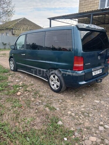 Mercedes V 220 2001, 590,000 km - 2.2 l - Masallı