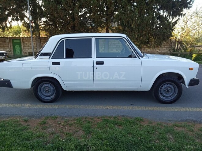 LADA (VAZ) 2107 2007, 98,234 km - 1.5 l - Qax
