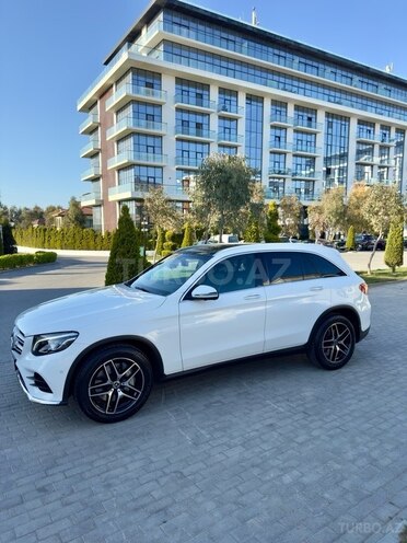 Mercedes GLC 250 4MATIC-3