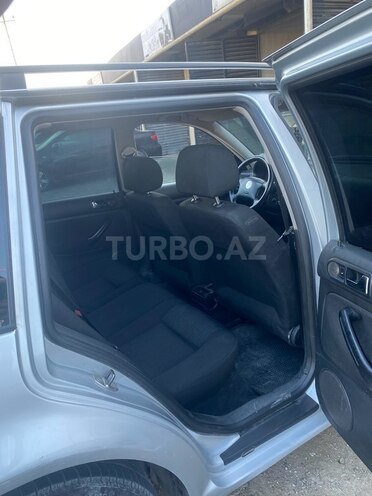 Volkswagen Golf 2004, 335,000 km - 1.6 л - Bakı