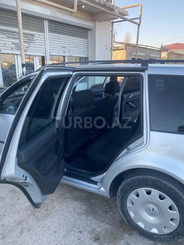 Volkswagen Golf 2004, 335,000 km - 1.6 л - Bakı