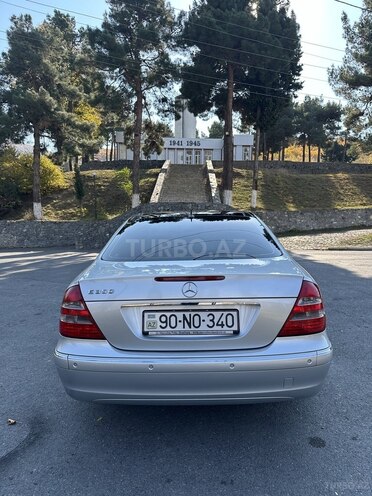 Mercedes E 350 4MATIC 2005, 286,000 km - 3.5 l - Şəki