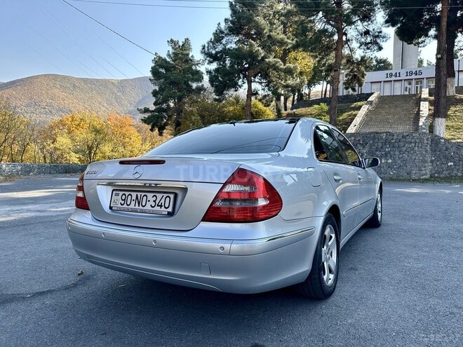 Mercedes E 350 4MATIC 2005, 286,000 km - 3.5 l - Şəki