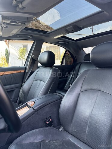 Mercedes E 350 4MATIC 2005, 286,000 km - 3.5 l - Şəki