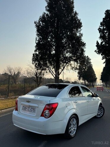 Chevrolet Aveo-4