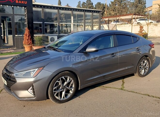 Hyundai Elantra 2019, 82,000 km - 2.0 л - Bakı