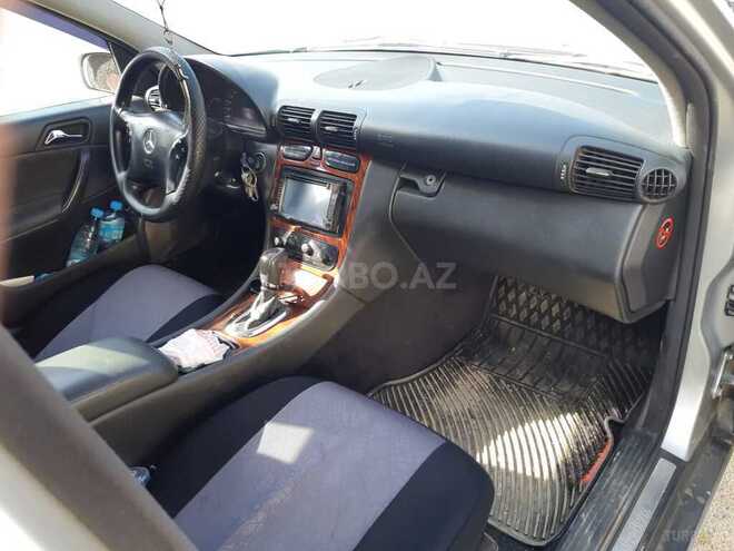 Mercedes C 180 2002, 300,000 km - 1.8 л - Bakı