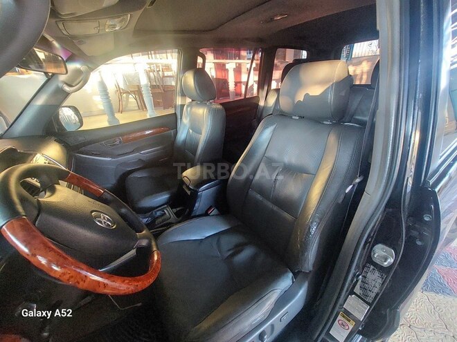 Toyota Land Cruiser Prado 2007, 306,000 km - 4.0 л - Yevlax