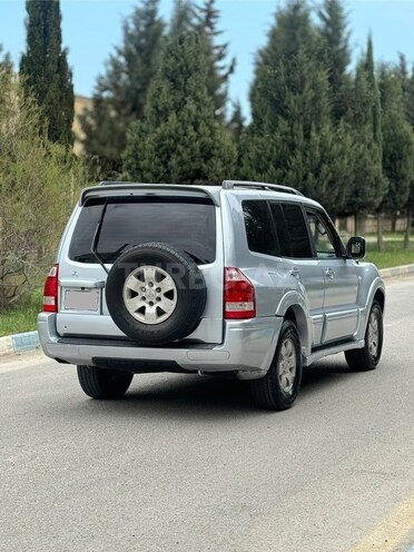 Mitsubishi Pajero 2004, 550,000 km - 3.0 л - Xırdalan