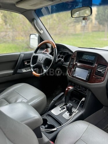 Mitsubishi Pajero 2004, 550,000 km - 3.0 л - Xırdalan