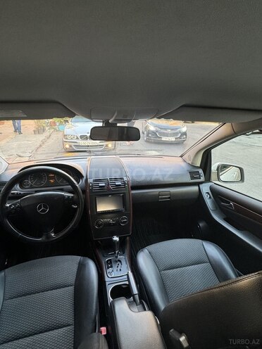 Mercedes A 180 2011, 128,000 km - 1.7 л - Bakı