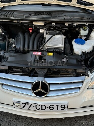 Mercedes A 180 2011, 128,000 km - 1.7 л - Bakı
